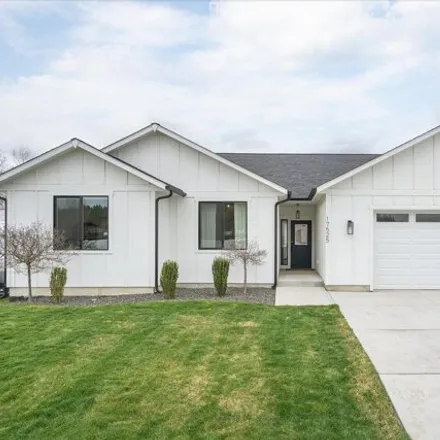 Buy this 3 bed house on East 4th Lane in Spokane Valley, WA 99307