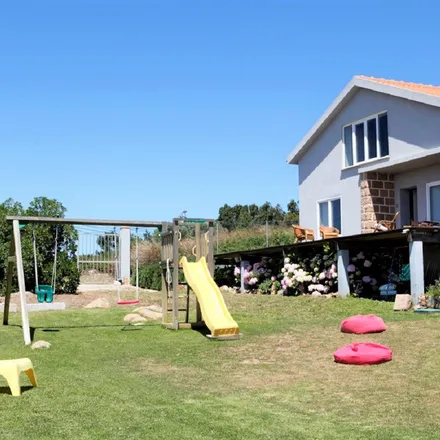 Rent this 2 bed apartment on unnamed road in 2755-296 Alcabideche, Portugal