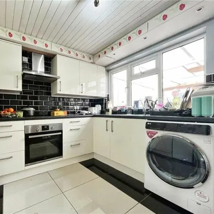 Image 2 - 47-55 Falmouth Road, Reading, RG2 8QR, United Kingdom - House for sale