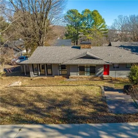 Image 1 - 24 South Hartman Avenue, Fayetteville, AR 72701, USA - House for sale