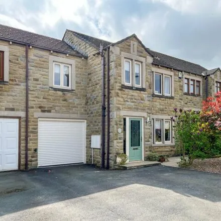 Buy this 4 bed duplex on Stony Lane in Honley, HD9 6DY