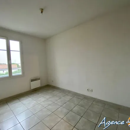 Rent this 3 bed apartment on 18 Boulevard de Châteaudun in 11200 Lézignan-Corbières, France