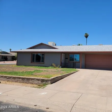 Buy this 3 bed house on 14626 North 35th Drive in Phoenix, AZ 85053