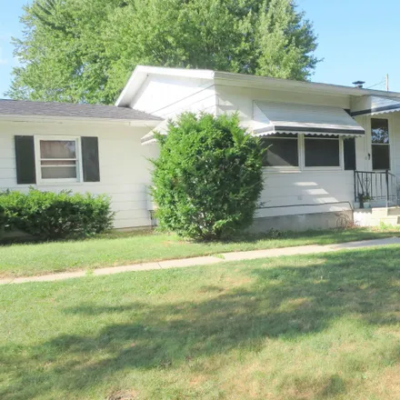Buy this 3 bed house on 201 Grant Street in Blissfield, Blissfield Township