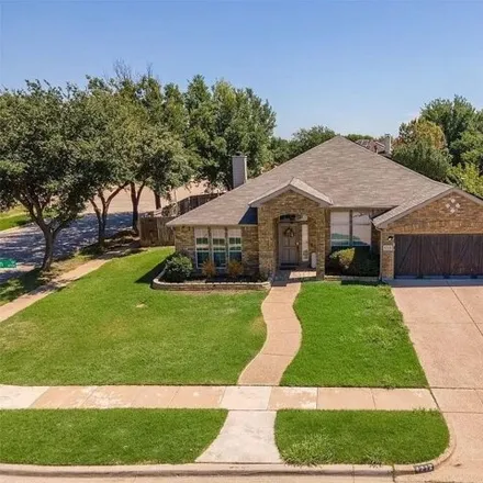 Buy this 4 bed house on Queens Court in Grand Prairie, TX 75052