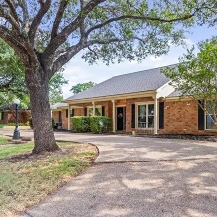 Image 7 - 9612 Mesa Verde Circle, Woodway, TX 76712, USA - House for sale