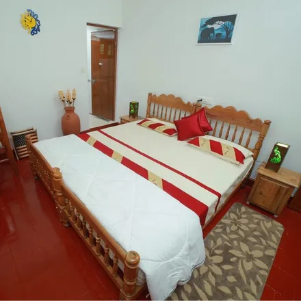 Rent this 3 bed house on Idukki in Valiyakandam, IN