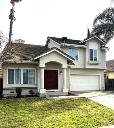 Buy this 4 bed house on 476 Wagtail Drive in Tracy, CA 95376