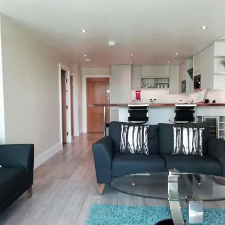 Rent this 1 bed apartment on Vauxhall Bridge in London, SW1P 4FA