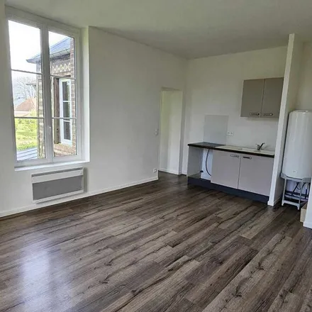 Image 2 - 1 Le Grand Bailly, 60390 Auneuil, France - Apartment for rent