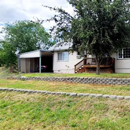 Buy this 4 bed house on 1101 Laurel Street in Klamath County, OR 97601