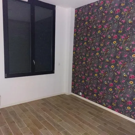 Rent this 3 bed apartment on 5 Rue Eugène Labiche in 92500 Rueil-Malmaison, France