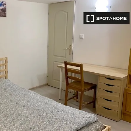 Rent this 4 bed room on Budapest in Reáltanoda utca 14, 1053