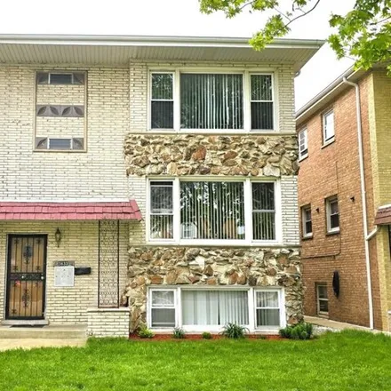 Rent this 3 bed house on 3633 West 55th Street in Chicago, IL 60629