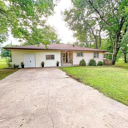 Image 1 - 2411 Sue Lane, Independence, KS 67301, USA - House for sale