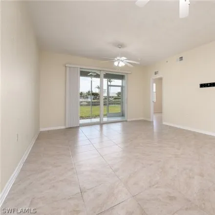 Image 3 - 16585 Lake Circle Dr Apt 114, Fort Myers, Florida, 33908 - Condo for sale