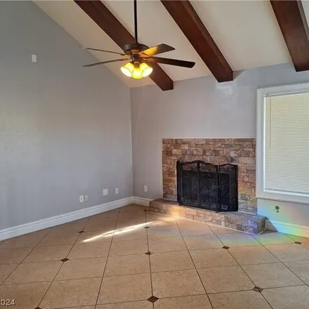 Image 2 - 4200 Caliper Drive, Las Vegas, NV 89110, USA - House for rent