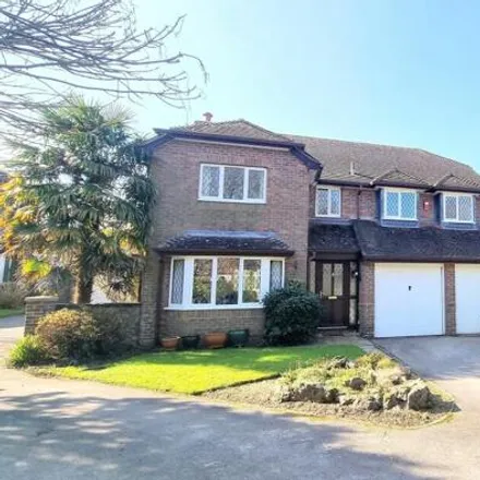 Buy this 5 bed house on 4 The Coppice in Scaynes Hill, RH17 7PD