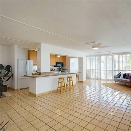 Buy this 2 bed condo on Kainalu Apartments in Coconut Avenue, Honolulu