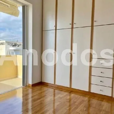Rent this 12 bed apartment on Βασιλίσσης Σοφίας in 151 24 Marousi, Greece