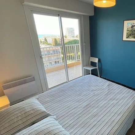 Rent this 3 bed apartment on avenue de provence in 83980 Le Lavandou, France