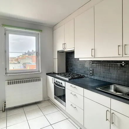 Image 4 - Bosduinstraat 1, 2990 Wuustwezel, Belgium - Apartment for rent