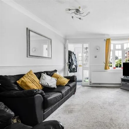Image 4 - 7 Gosforth Close, Reading, RG6 3BP, United Kingdom - Townhouse for sale