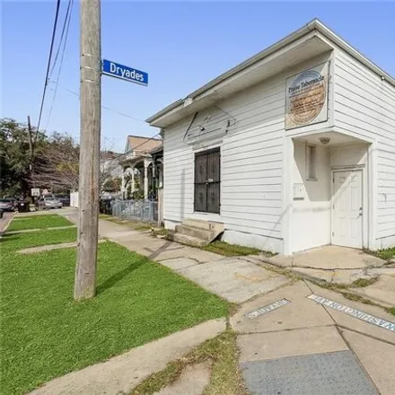 Buy this 3 bed house on 1901 Washington Avenue in New Orleans, LA 70113