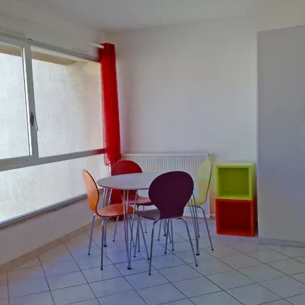 Rent this 1 bed apartment on 76 Allée d'Iéna in 11000 Carcassonne, France