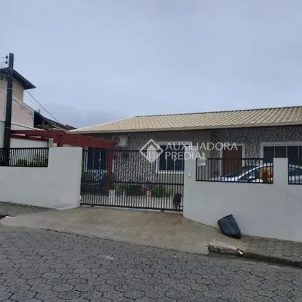 Buy this 3 bed house on Servidão Luciano Garcia (02) in Servidão Arthur Luciano Garcia, Ingleses do Rio Vermelho
