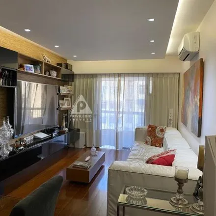 Buy this 2 bed apartment on Rua Alfredo Pinto 4 in Tijuca, Rio de Janeiro - RJ