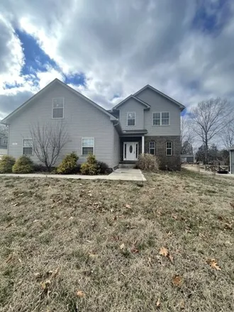 Rent this 3 bed house on 1501 Trainer Road in Clarksville, TN 37042