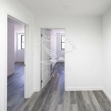 Rent this 2 bed apartment on Third Avenue Bridge in Harlem River Drive, New York