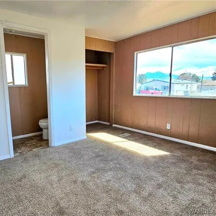 Image 7 - 2745 Hearne Avenue, New Kingman-Butler, Mohave County, AZ 86409, USA - Apartment for sale