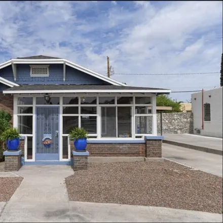 Rent this 3 bed house on El Paso Tennis & Swim Club in East Robinson Avenue, Mission Hills