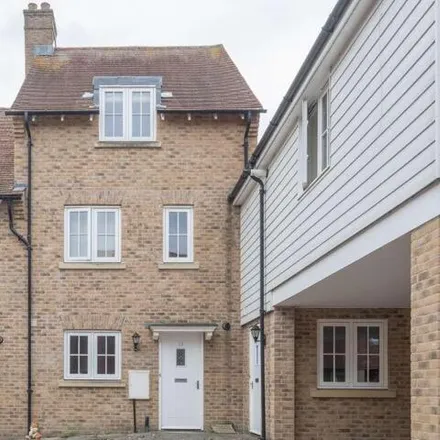 Rent this 3 bed townhouse on Copperfield Court in Flagstaff Court, Canterbury