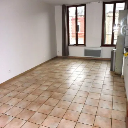 Image 3 - 16 Rue des Jacobins, 80000 Amiens, France - Apartment for rent