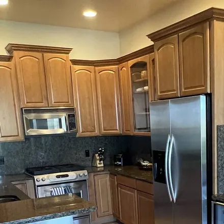 Rent this 3 bed townhouse on Scottsdale