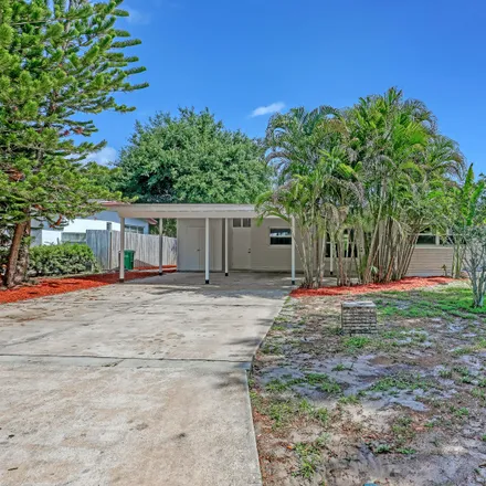 Buy this 3 bed house on 114 River Heights Drive in Cocoa, FL 32922