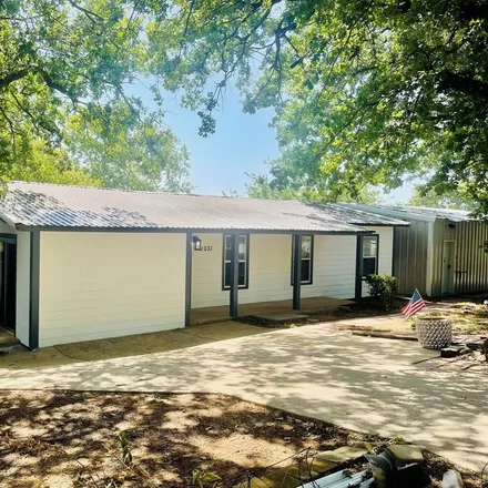 Buy this 3 bed house on 1031 West Texas Street in Denison, TX 75020