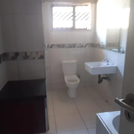 Rent this 4 bed apartment on Bellefield Avenue in Mondeor, Johannesburg
