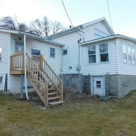 Image 3 - 230 Hoyt Street, Port Ewen, Esopus, NY 12466, USA - House for sale