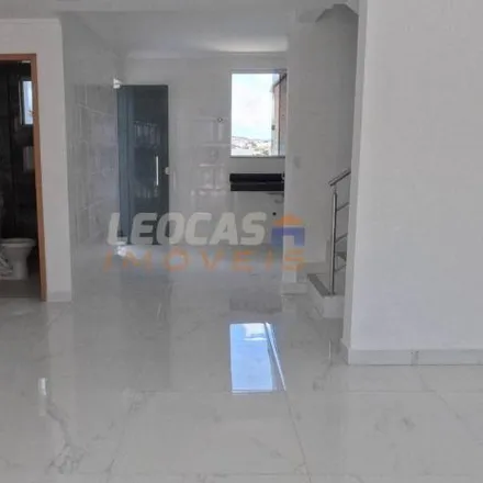 Buy this 3 bed house on Rua Alvinópolis in Nacional, Contagem - MG