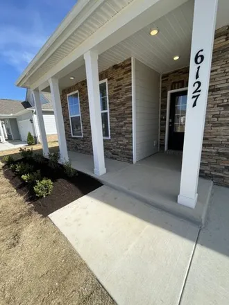 Image 2 - Speedway, 505 SR 76, White House, TN 37188, USA - House for rent