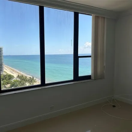 Image 4 - 3439 South Ocean Drive, Beverly Beach, Hollywood, FL 33019, USA - Condo for rent