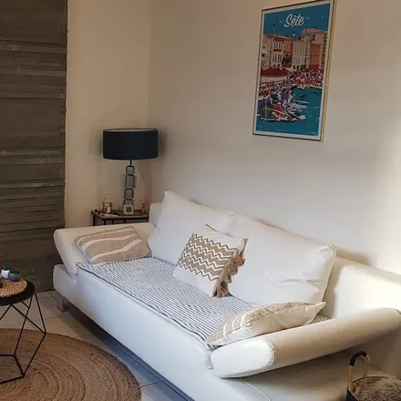 Rent this 1 bed apartment on 34200 Sète