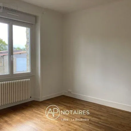 Rent this 6 bed apartment on 6 Rue Théophile Rémond in 35340 La Bouëxière, France