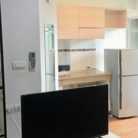 Buy this 1 bed apartment on unnamed road in Khlong Toei District, Bangkok 10110