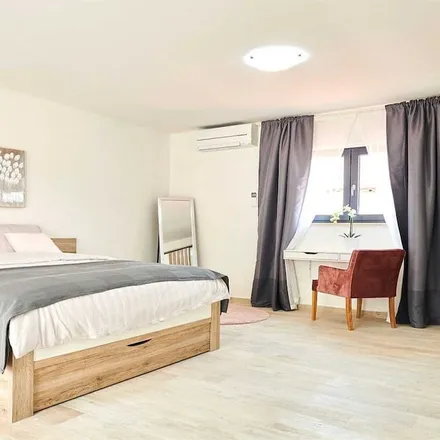 Rent this 4 bed house on 52460 Kaštel - Castelvenere