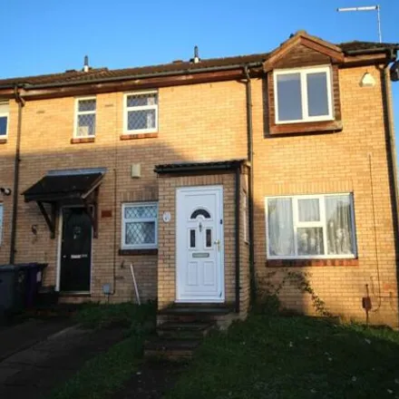 Buy this 3 bed house on Swift Close in Letchworth, SG6 4LQ